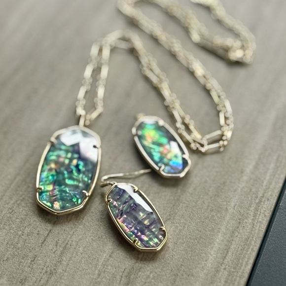 Kendra Scott Elle Drop Earrings, Reid Long Pendant | Lilac Abalone Set | Retired - Picture 2 of 10